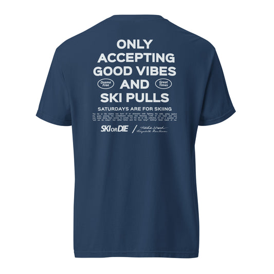 Good Vibes and Ski Pulls in Navy